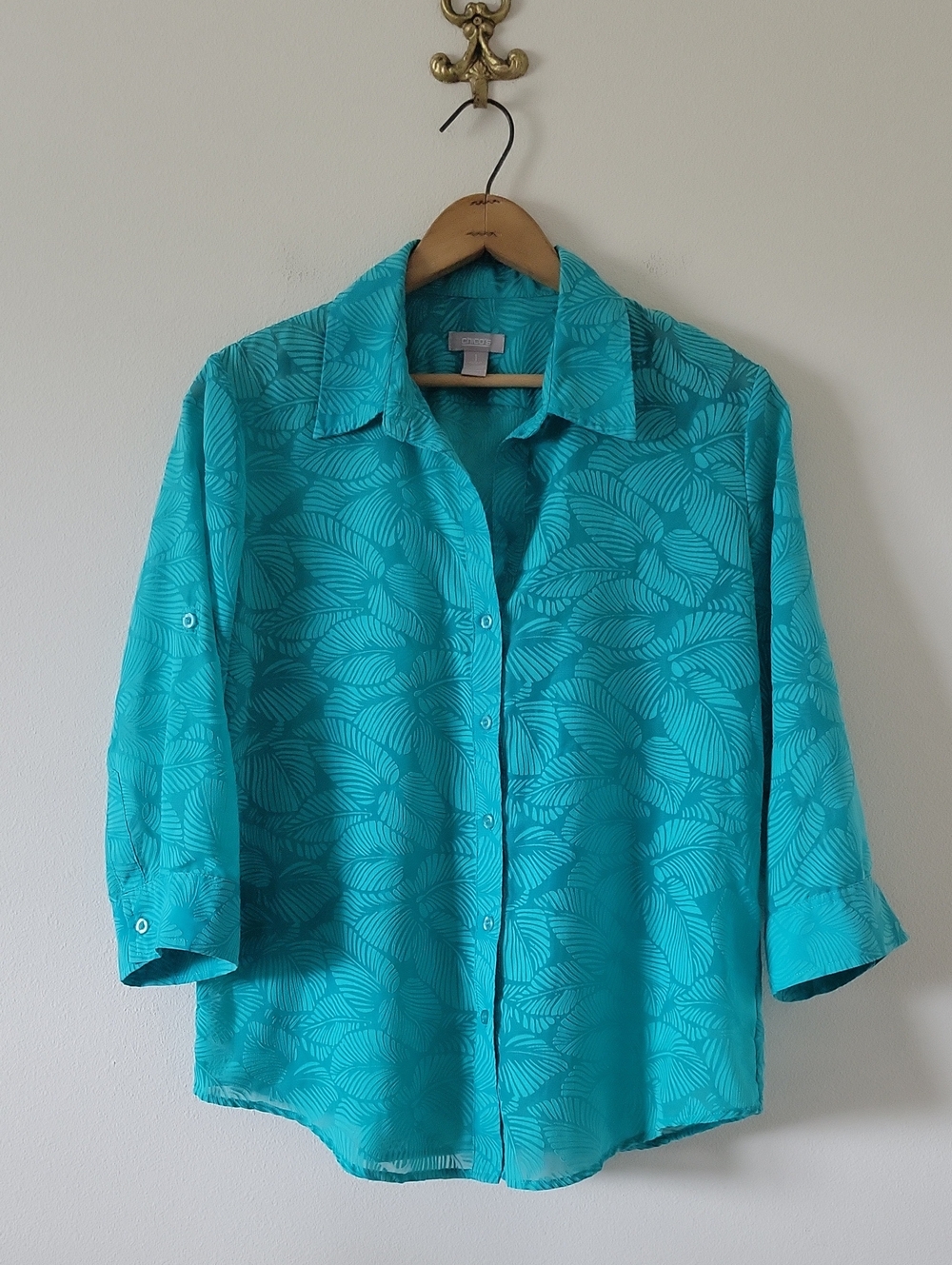 Chico's Teal 3/4 Sleeve Burnout Leaf Pattern Button Down Size Medium